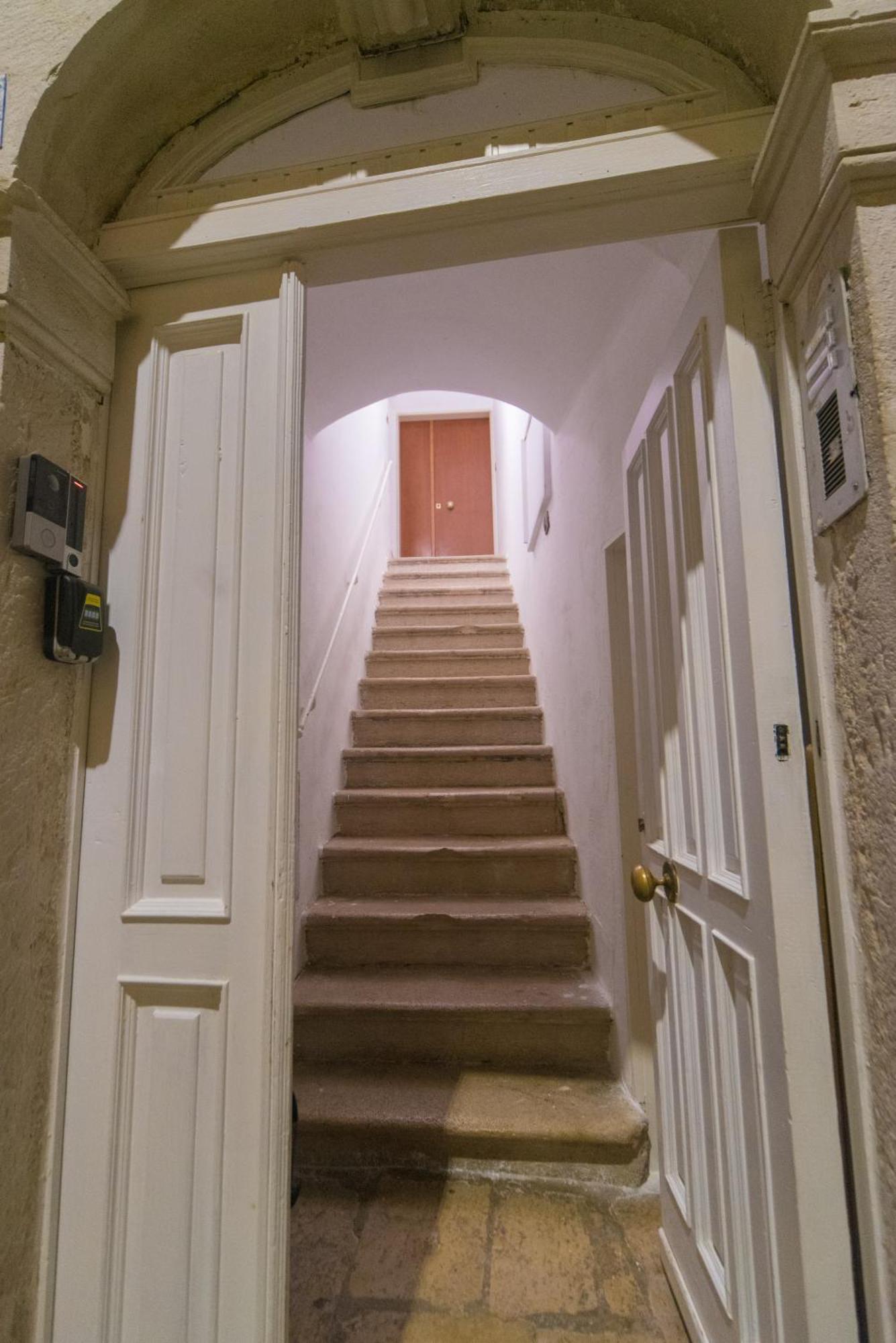 Suite Santa Chiara ตรานิ ภายนอก รูปภาพ